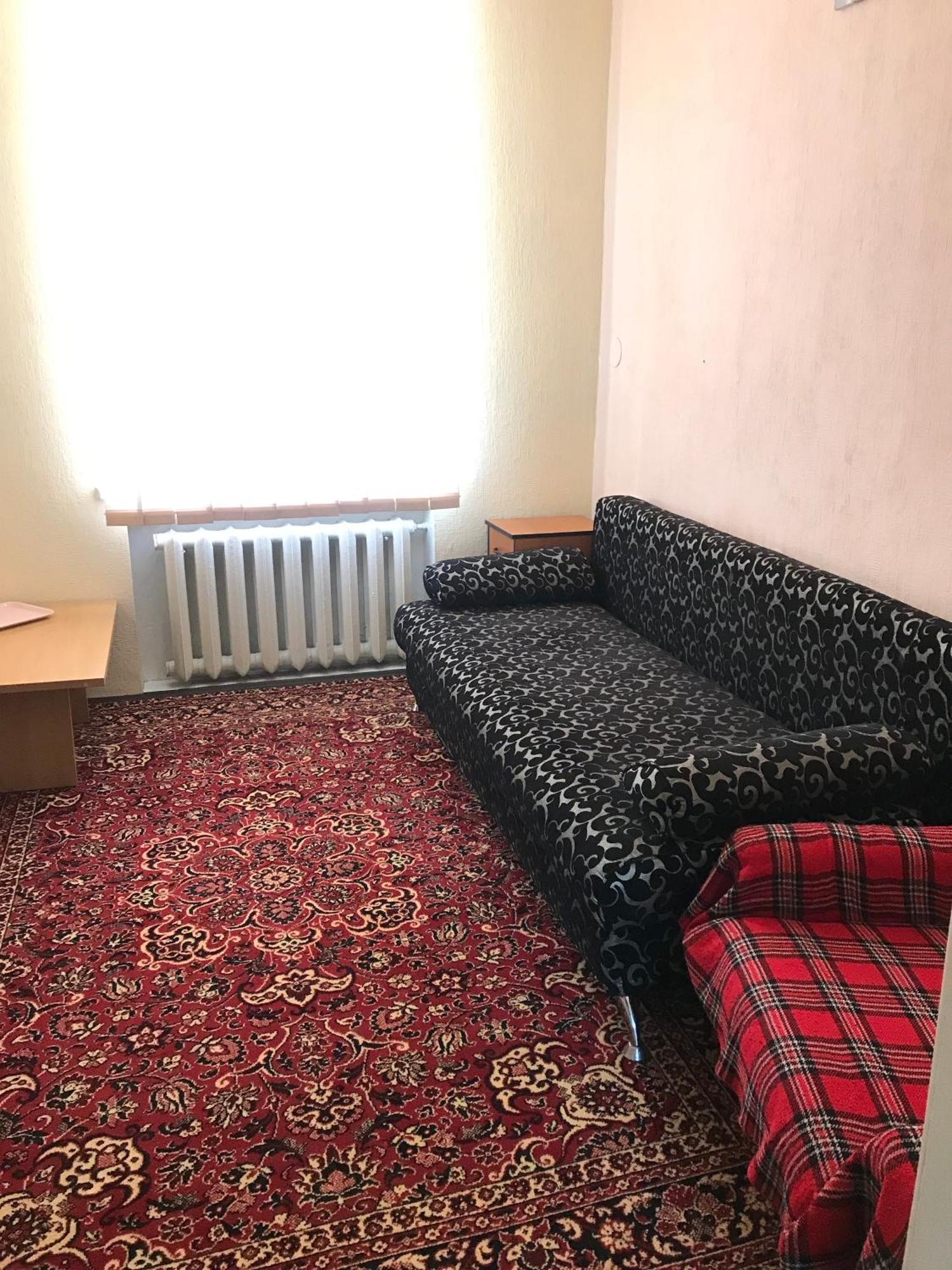 Хостел Тихий Дворик Kharkiv Bagian luar foto