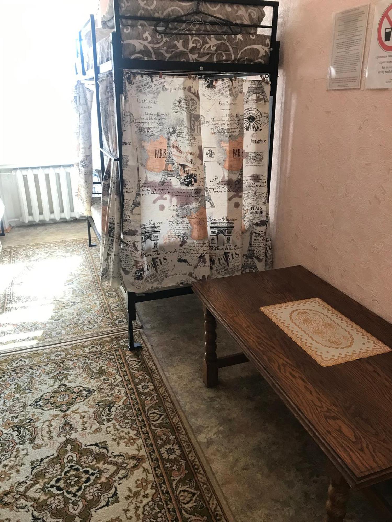 Хостел Тихий Дворик Kharkiv Bagian luar foto