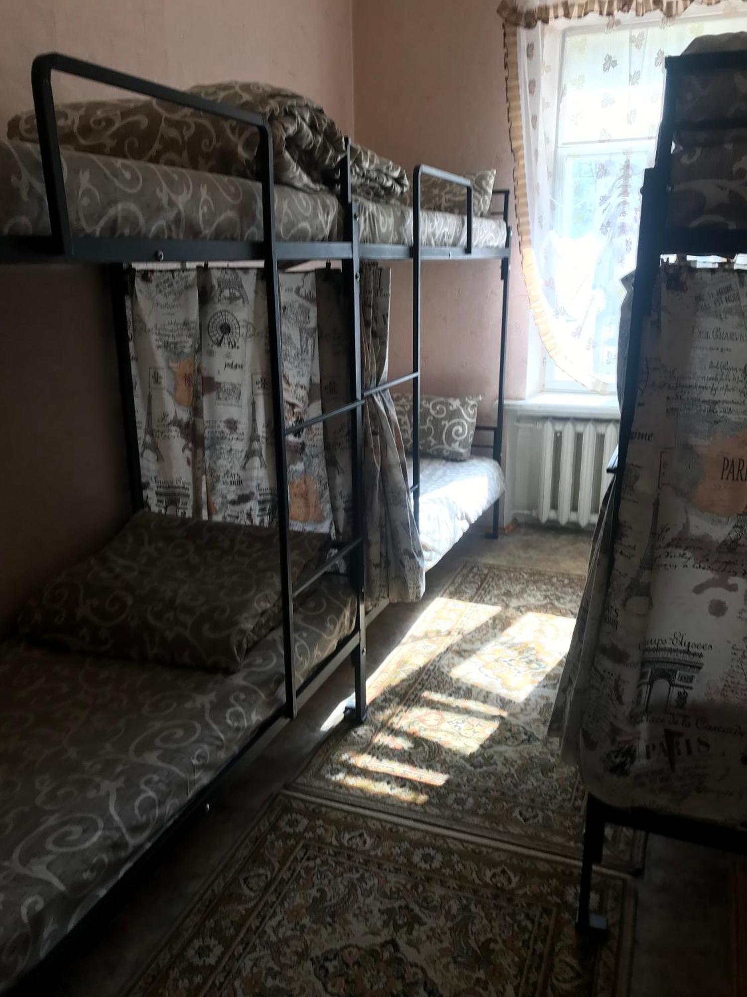 Хостел Тихий Дворик Kharkiv Bagian luar foto